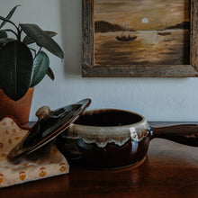 Load image into Gallery viewer, Pfaltzgraff Drip Glaze Bean Pot