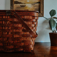 Load image into Gallery viewer, Splint Wood Picnic Basket