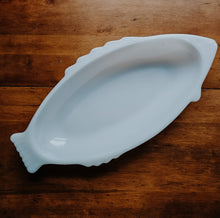 Load image into Gallery viewer, Milk Glass Fish Platter